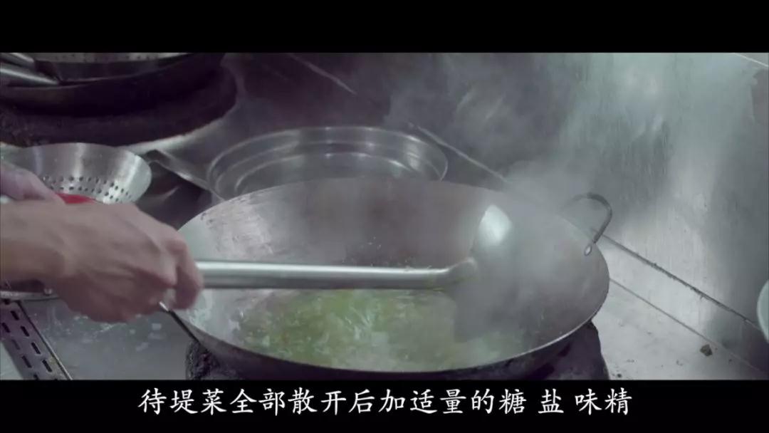 平潭海鲜名菜丨堤菜虾蛄羹，吃现捞现煮的虾蛄，汤汁味鲜色美