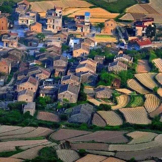 国内这座小众海岛，一到夏天就变成梦幻荧光海，美到尖叫