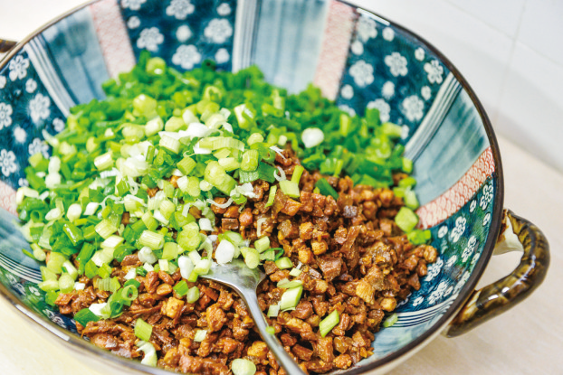 平潭美食丨鸳鸯双味酥：新颖的花式，填补味蕾的幸福感