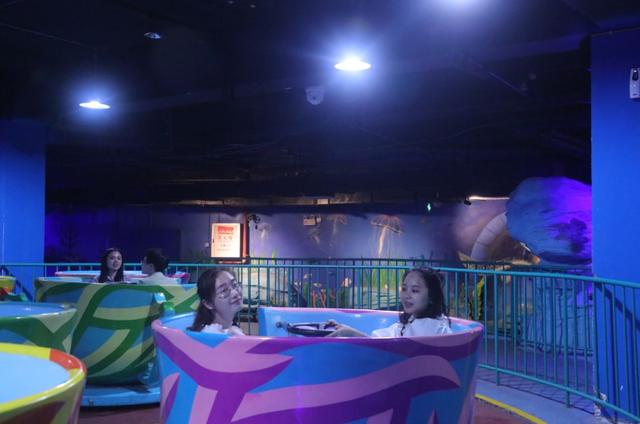 嬉海园~全室内海洋主题乐园