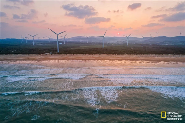 欢迎来白金海岸找夏天 彩虹城堡里有我的珍藏