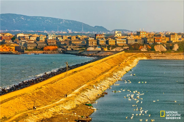 欢迎来白金海岸找夏天 彩虹城堡里有我的珍藏