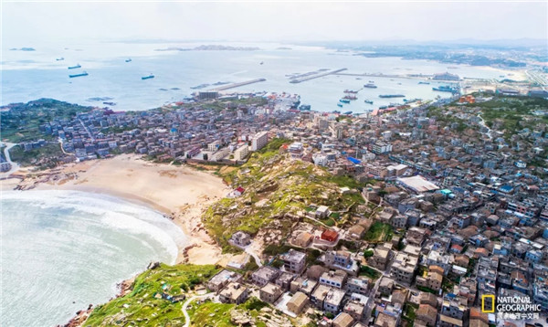 欢迎来白金海岸找夏天 彩虹城堡里有我的珍藏